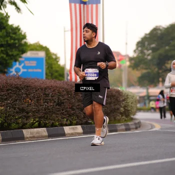 Runner Photo 4696017