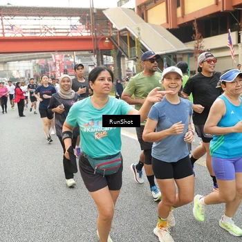 Runner Photo 4696024