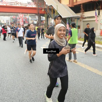 Runner Photo 4696055