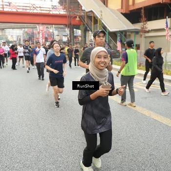Runner Photo 4696110