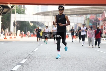 Runner Photo 4696112