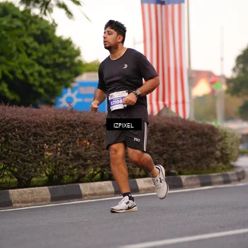 Runner Photo 4696134