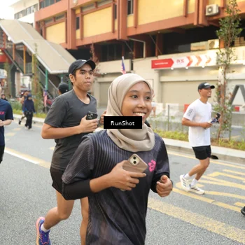 Runner Photo 4696150