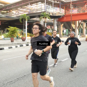 Runner Photo 4696168