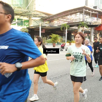 Runner Photo 4696222
