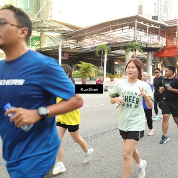Runner Photo 4696263
