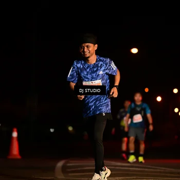 Runner Photo 4696275