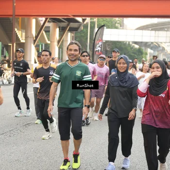Runner Photo 4696315