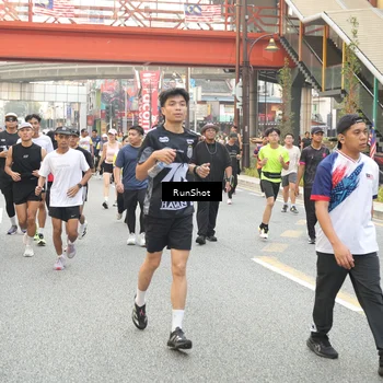 Runner Photo 4696396