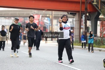 Runner Photo 4696416