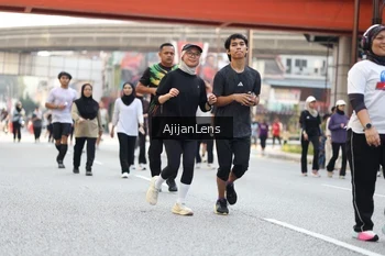 Runner Photo 4696450