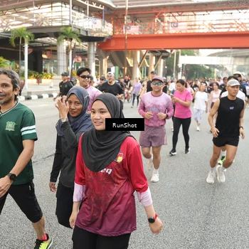 Runner Photo 4696458