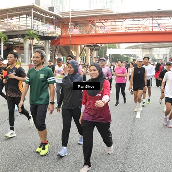 Runner Photo 4696483
