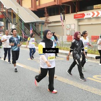Runner Photo 4696533