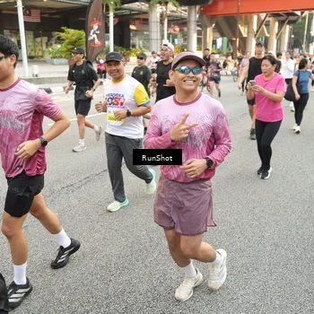 Runner Photo 4696537