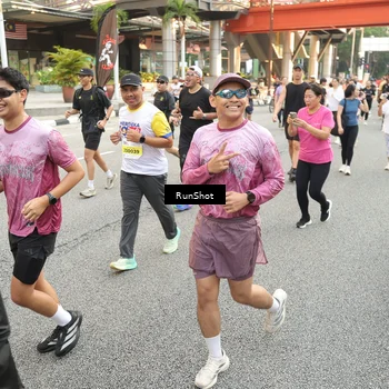 Runner Photo 4696564