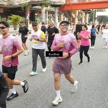 Runner Photo 4696581