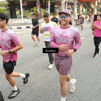 Runner Photo 4696592