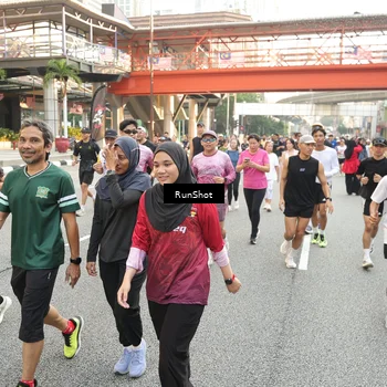 Runner Photo 4696610