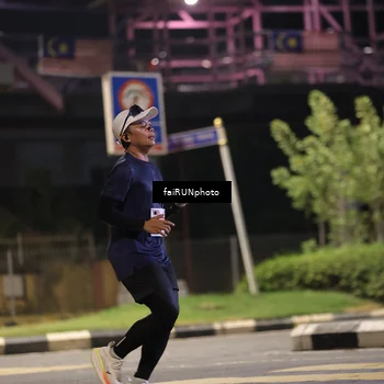 Runner Photo 4696643