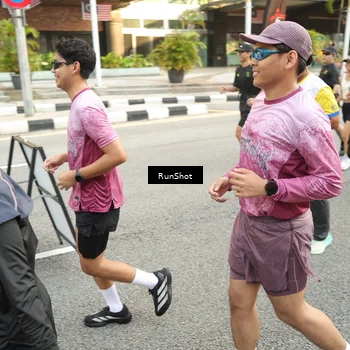 Runner Photo 4696656