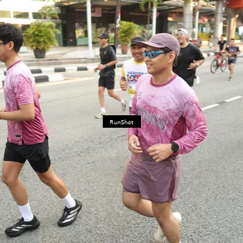 Runner Photo 4696665