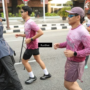 Runner Photo 4696689