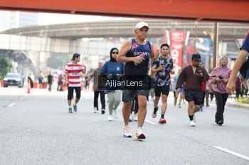 Runner Photo 4696694