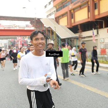 Runner Photo 4696708