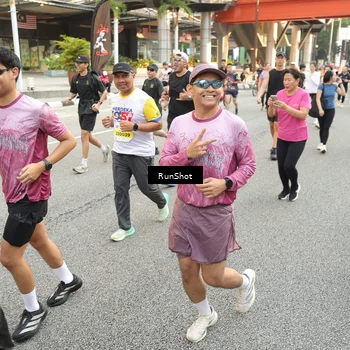 Runner Photo 4696723