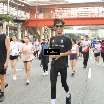 Runner Photo 4696971