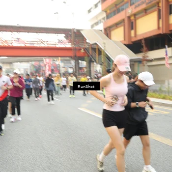 Runner Photo 4697105