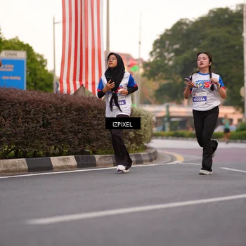 Runner Photo 4697106