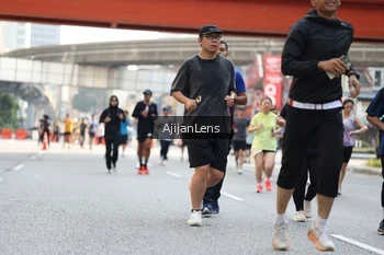 Runner Photo 4697116