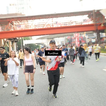 Runner Photo 4697169