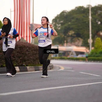 Runner Photo 4697198