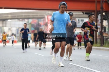 Runner Photo 4697247