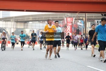 Runner Photo 4697275