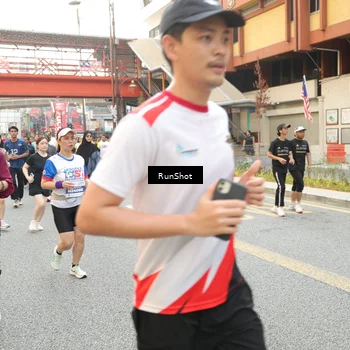 Runner Photo 4697324