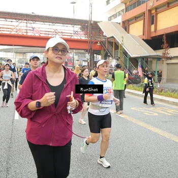 Runner Photo 4697342
