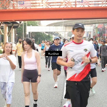 Runner Photo 4697344