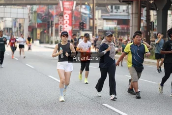 Runner Photo 4697365