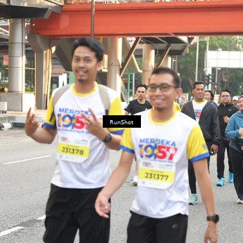 Runner Photo 4697366