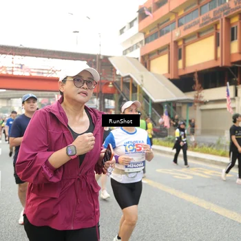 Runner Photo 4697375