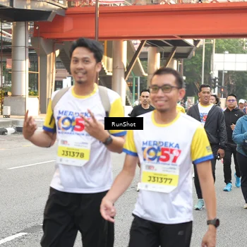 Runner Photo 4697453