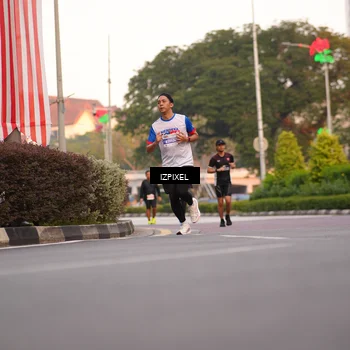 Runner Photo 4697518