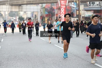 Runner Photo 4697594