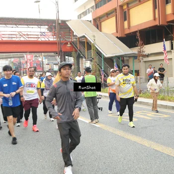 Runner Photo 4697680