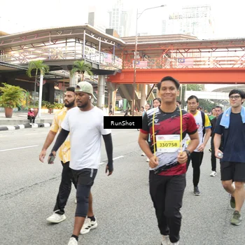 Runner Photo 4697759
