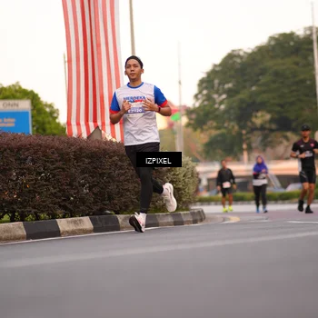 Runner Photo 4697783